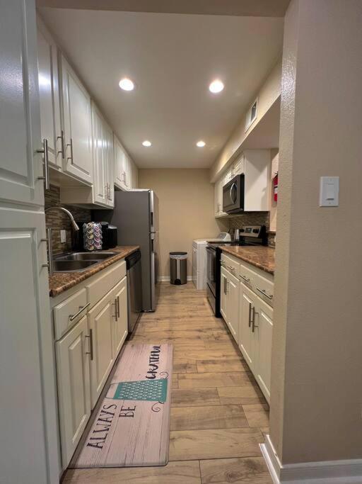 Beautiful/Spacious 2 Bedroom Houston Near Galleria 外观 照片