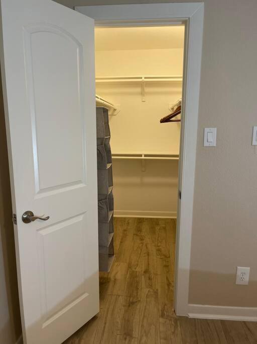 Beautiful/Spacious 2 Bedroom Houston Near Galleria 外观 照片