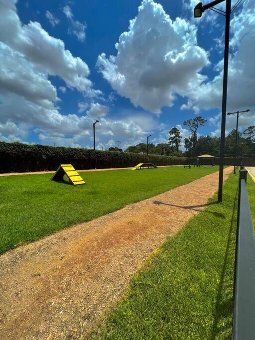 Beautiful/Spacious 2 Bedroom Houston Near Galleria 外观 照片